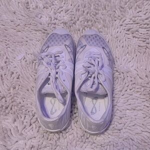 Barely Worn: Nfinity Vengeance All Star Cheer Shoe
